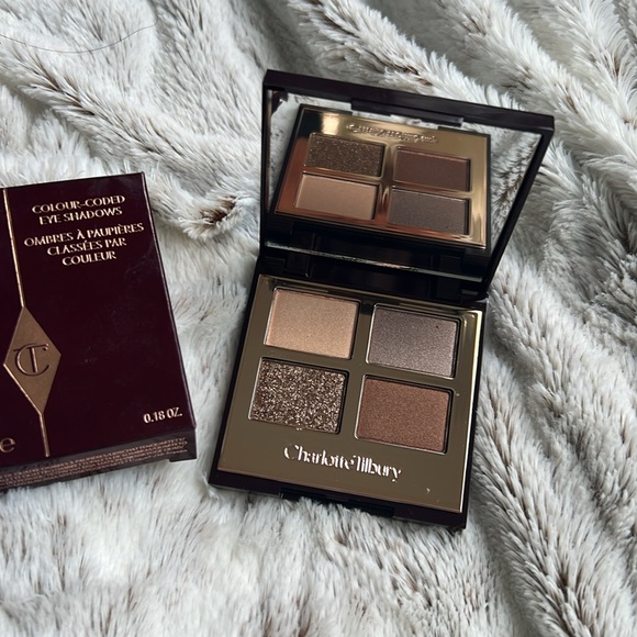 Charlotte Tilbury The Golden Goddess Eyeshadow Palette NIB - Picture 4 of 6